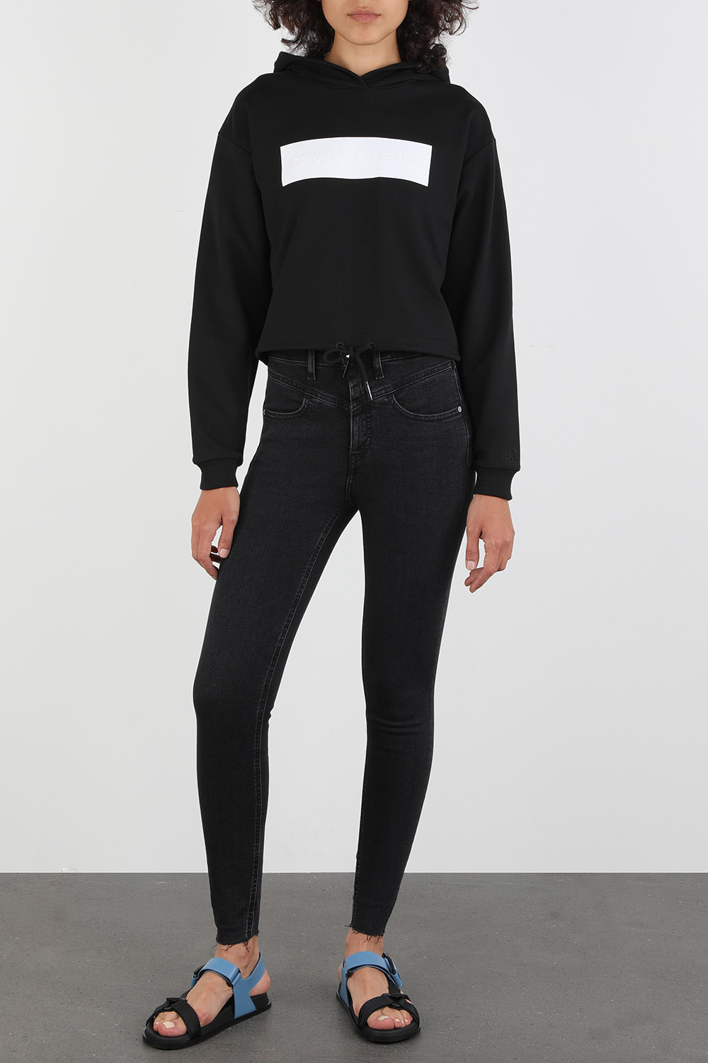 High Rise Super Skinny Ankle Jeans in Black Wash